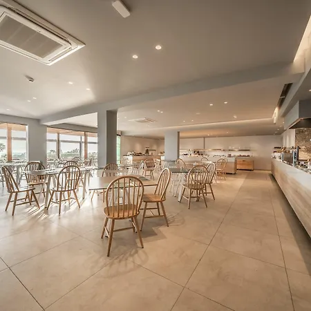 Harmony Crest Resort& (adults Only) Hotell