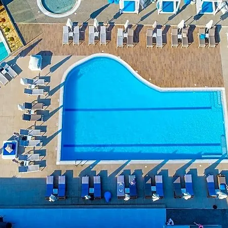 Harmony Crest Resort& (adults Only)