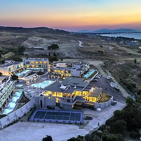 Harmony Crest Resort& (adults Only)