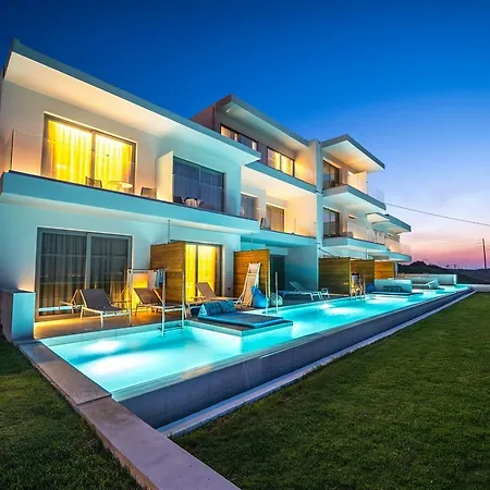 Harmony Crest Resort& (adults Only) Hotel 4*