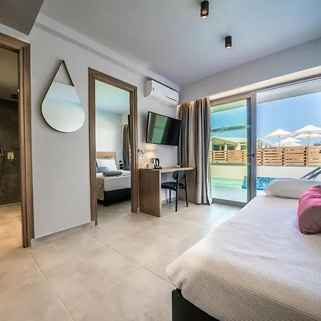 Harmony Crest Resort& (adults Only)