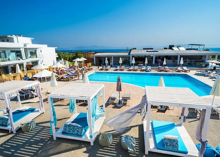 Harmony Crest Resort& (adults Only) 4*