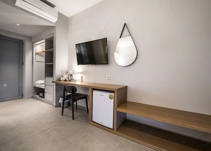 Harmony Crest Resort& (adults Only) 4* 코스 타운