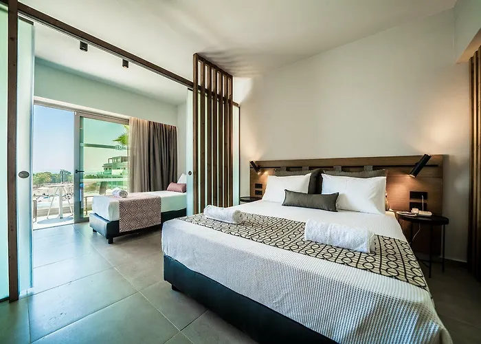 Harmony Crest Resort& (adults Only) 4*